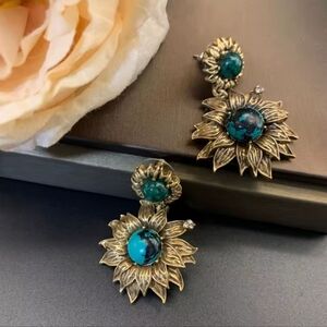 Vintage Gold and Turquoise Floral Earrings